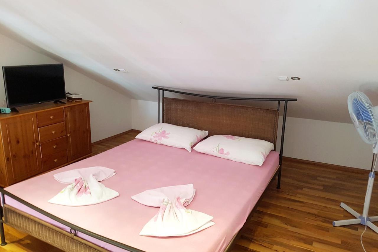 Apartments By The Sea Gradac, Makarska - 6661 Gradac  Zewnętrze zdjęcie